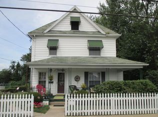 1133 Spring St, Avoca, PA 18641