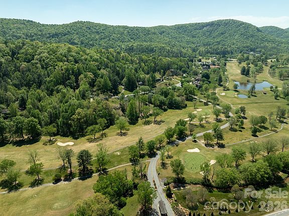 5th image of Rockwood Dr