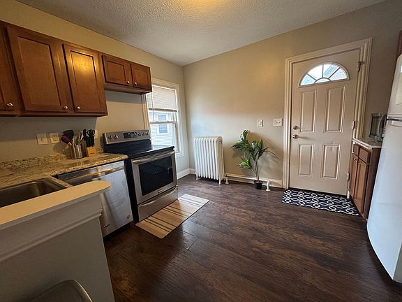 4th image of 9401 Lake Ave APT 3