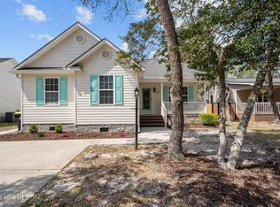203 NE 45th St, Oak Island, NC 28465