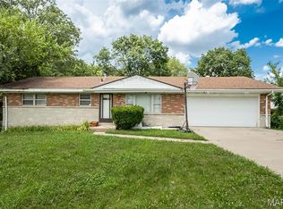 10505 Scotland Dr, Saint Louis, MO 63114