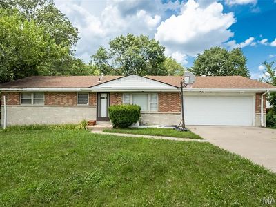 10505 Scotland Dr, Saint Louis, MO, 63114