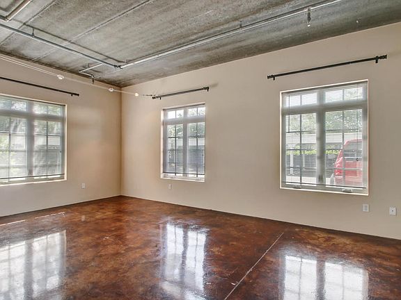 2064 Herschel St #107 MLS