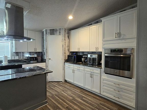 5th image of 1123 Walt Williams Rd #98