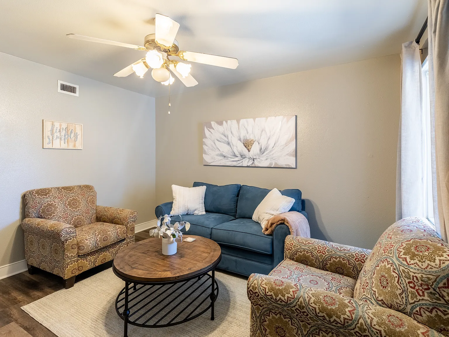 2418 Scotswood Drive - 1 — Photo 4