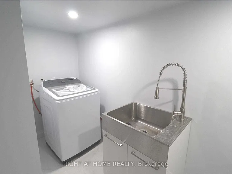 688 Village Pkwy — Photo 8