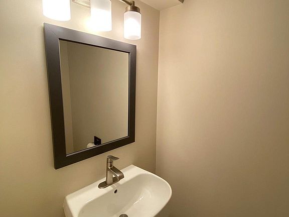 5th image of 8938B Milford Haven Ct #B