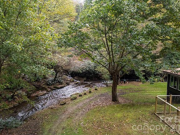 4th image of 214 Chin Tree Rd