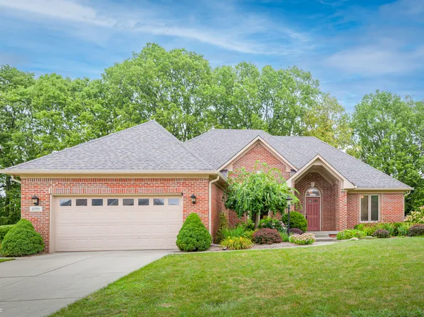4390 Brittany Dr, Zionsville, IN 46077