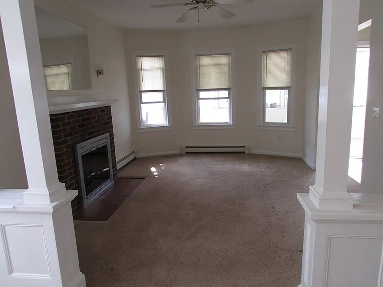 115 E Elm Ave #115 — Photo 7