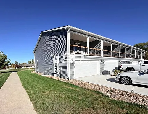 2103 Willis Ave Photo 1
