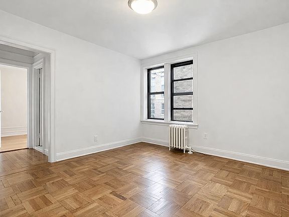 3rd image of 282 Cabrini Blvd #J2