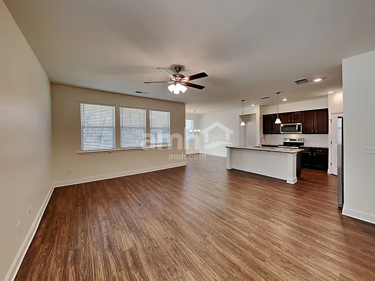 216 Rivulet Dr — Photo 6