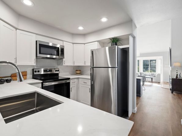 1101 N Mountain View Ave #M63