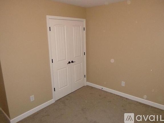 4th image of 803 General Westmoreland Ct #803