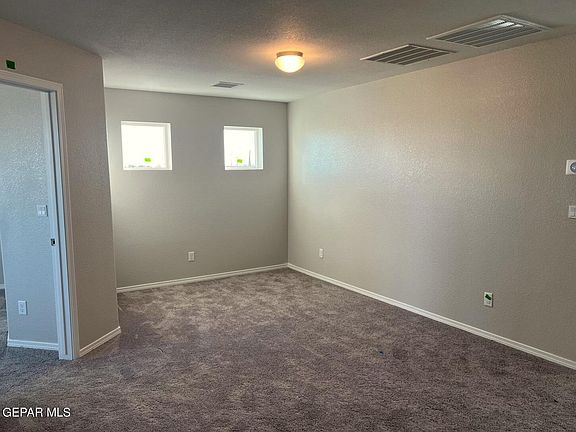 5th image of 5813 Kobe Bryant St