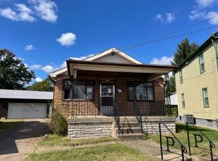 1679 Henrici St, Ambridge, PA