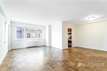 Rented by (Legacy) Elegran