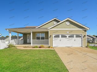 423 Stonewater Dr, Pevely, MO 63070