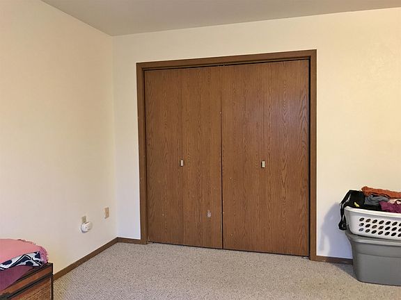 3rd image of 1931 E 74th Ave APT C