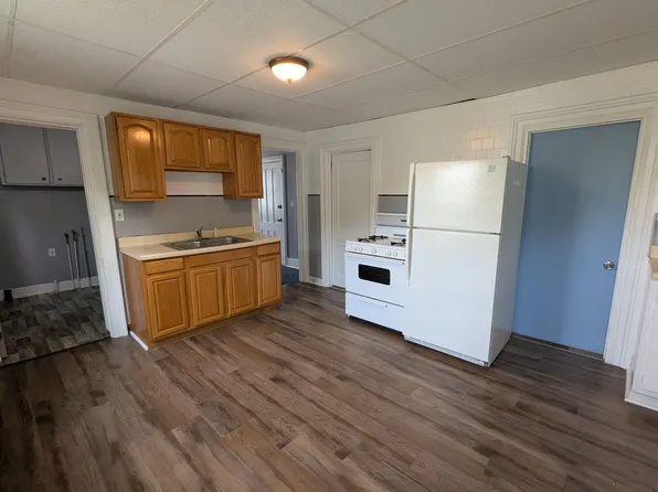 2 Central, 2 Central Ave #2, Cohoes, NY 12047
