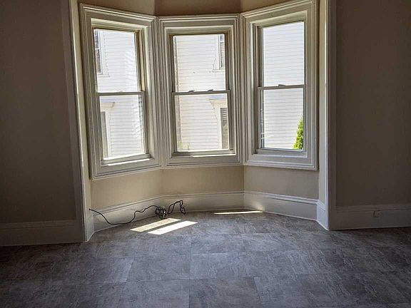 4th image of 128 Main St #A