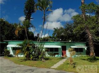 735 S Lake Dr, Lantana, FL 33462