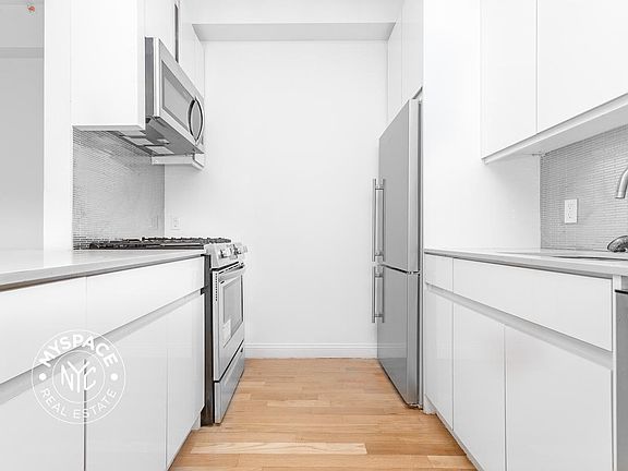 3rd image of 1127 Flatbush Ave #7D