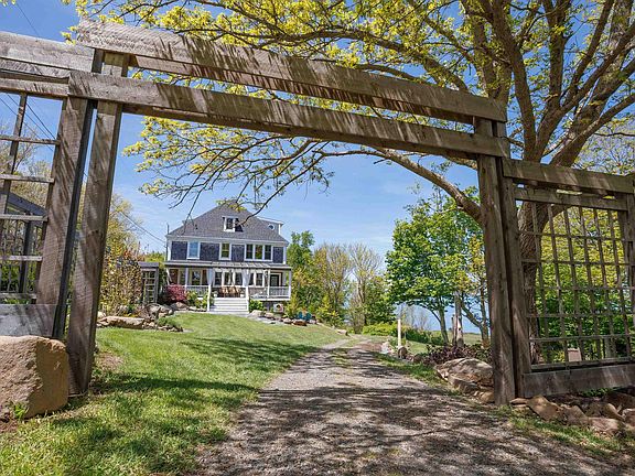 4th image of 1334 Lighthouse Rd