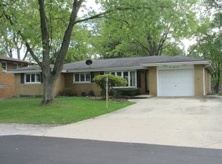 544 Country Ln, Beecher, IL 60401