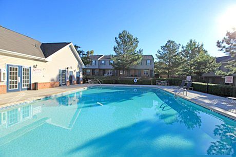 Piedmont Pointe Pool Area