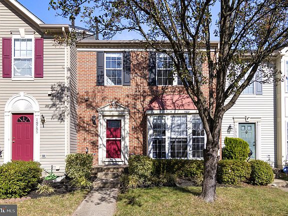 2nd image of 16757 Sweeney Ln