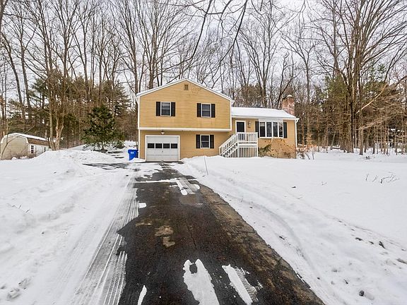 4th image of 26 Falls Rd