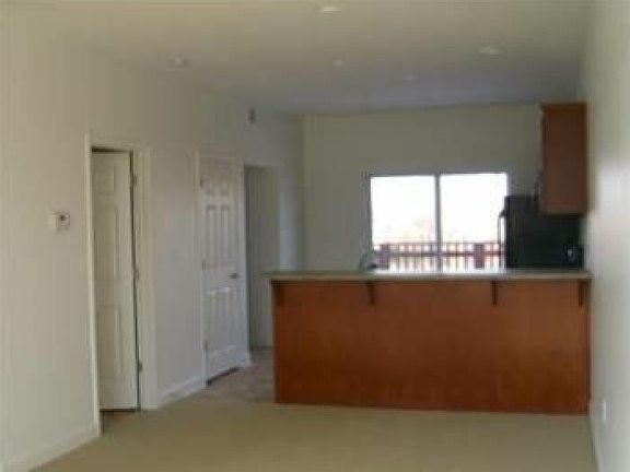 3rd image of 1158 Beacon Hill Ln