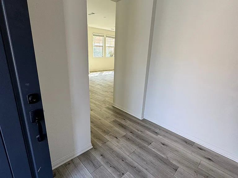 75 Majeza Ct — Photo 3