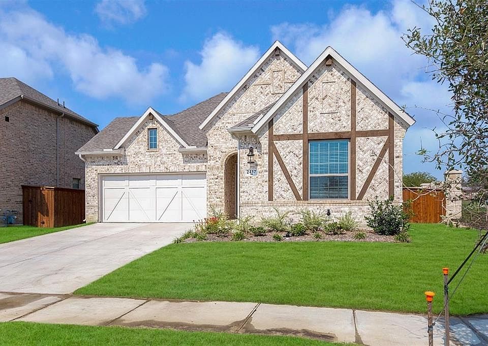 1st image of 2417 High Bluff Dr