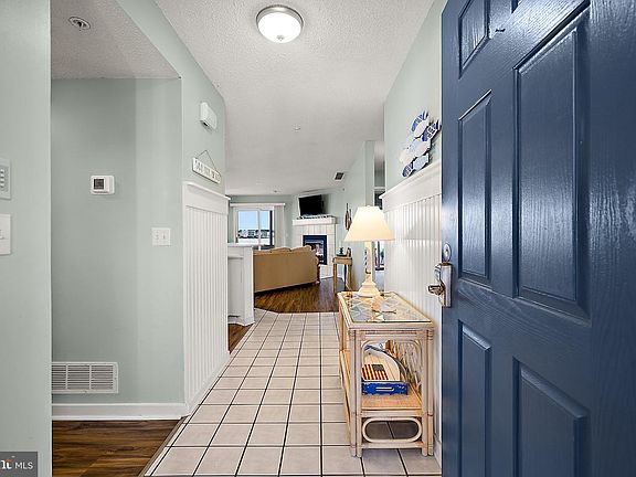 4th image of 30474 Shore Ln Unit 15