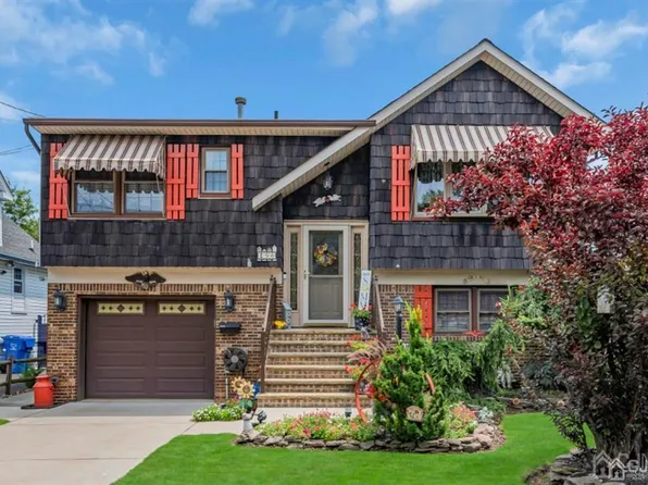 96 3rd Ave, Port Reading, NJ 07064