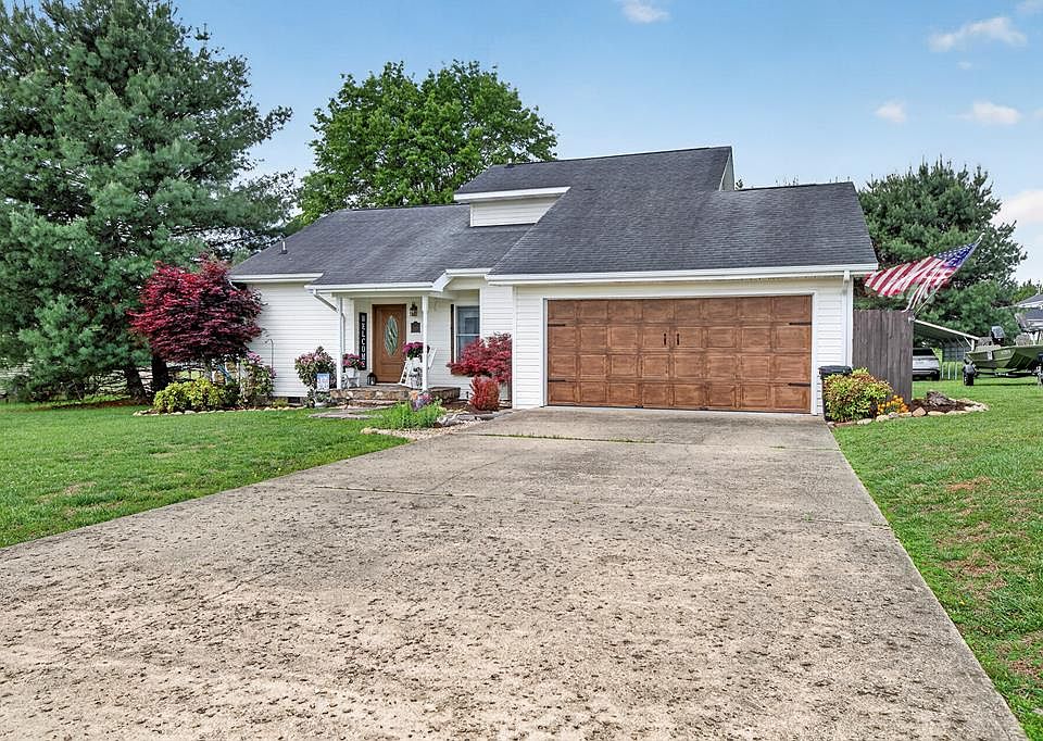 1st image of 21658 Lakeshore Dr