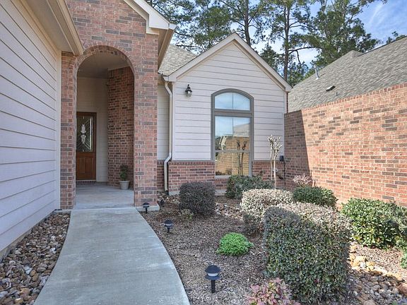 2nd image of 114 Sunshine Ln