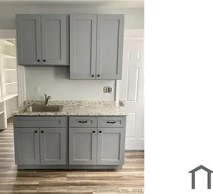 15 Ridgewood St — Photo 1
