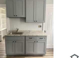 15 Ridgewood St, Waterbury, CT 06710