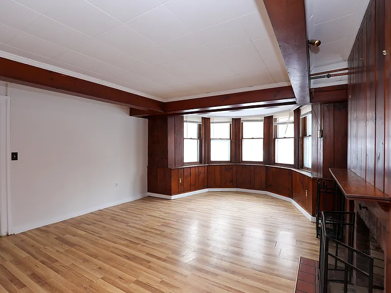 16 John St #5 — Photo 6