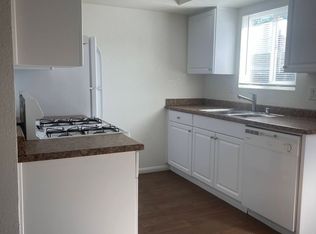17ua, Escondido, CA 92025