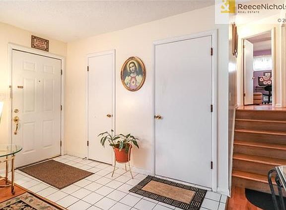 3rd image of 5021 W 60th Ter