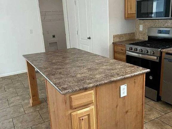 3rd image of 3794 Bettie Ave #237