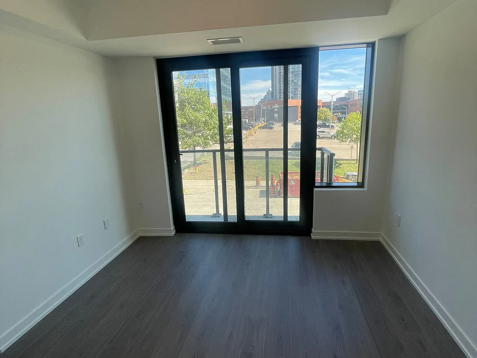 1 bed, 618 sqft, $1,950 — Photo 2