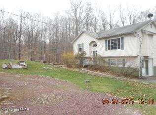 1207 Little Billy Ln, Tobyhanna, PA