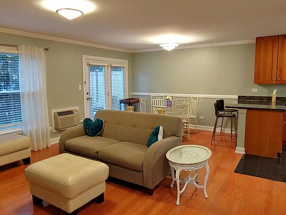 4th image of 1414 Elmwood Ave APT 1C
