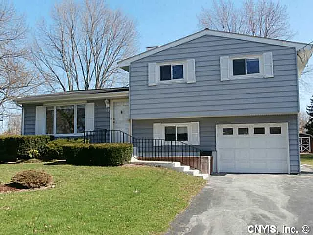 12 Blueberry Rd photo 1